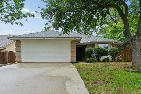 428 Caviness Drive, Grapevine, TX 76051