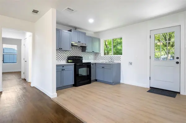 9532 Musgrave Drive, Dallas, TX 75217