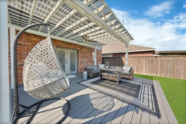 2827 Grandview Drive, Grand Prairie, TX 75052