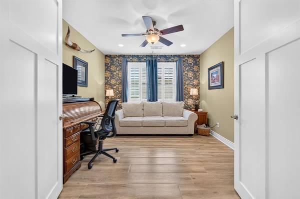 8108 Sanderling Drive, Denton, TX 76207