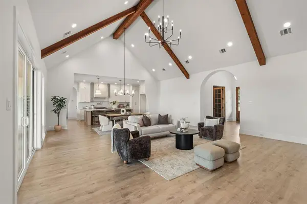 12160 Riek Road, Krum, TX 76249