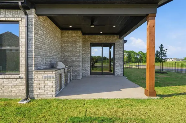 1429 Morris Crossing, Heath, TX 75126