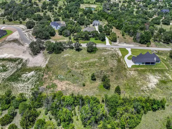 328 Tiara Trail, Fort Worth, TX 76108
