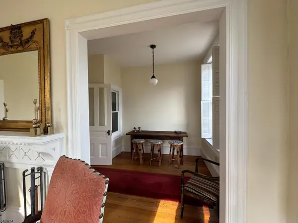 17 Bridge St #A, Frenchtown Boro, NJ 08825