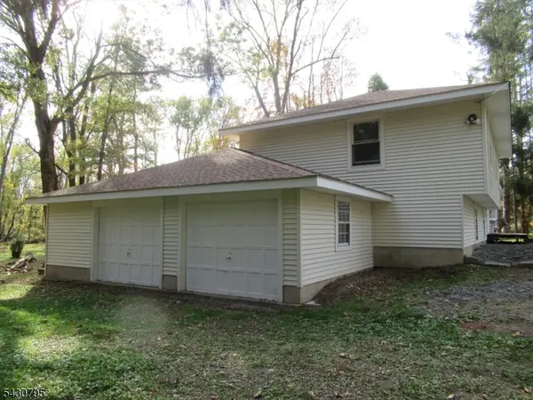 192 Bryans Rd, Washington Twp., NJ 08827