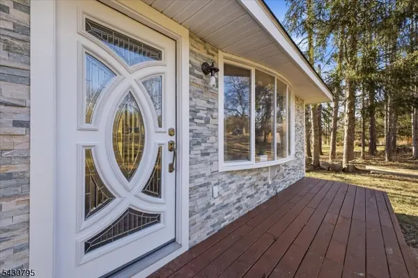 192 Bryans Rd, Washington Twp., NJ 08827