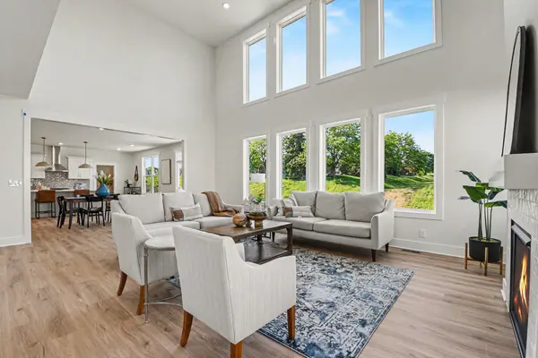 1710 Round Barn DR, Jamestown Twp, MI 49426