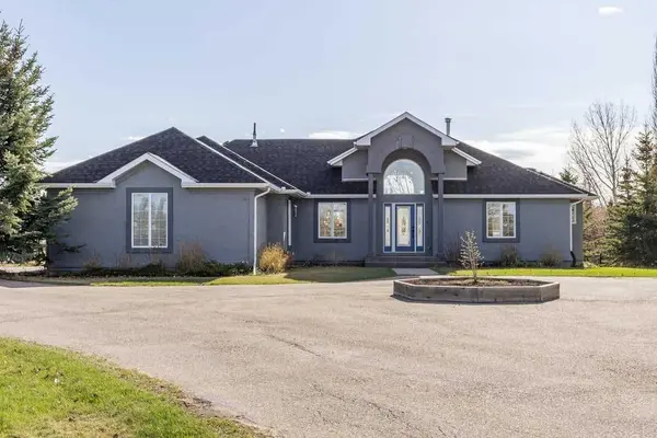 11 Country Lane Bay, Rural Rocky View County, AB T3Z 1J8