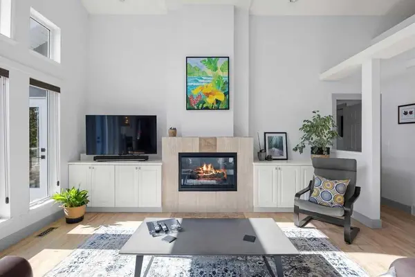 11 Country Lane Bay, Rural Rocky View County, AB T3Z 1J8