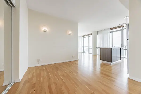 832 Bay ST #4110, Toronto C01, ON M5S 1Z6