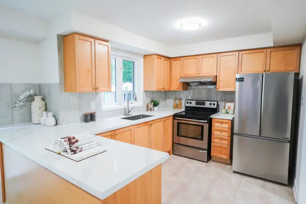 153 Shepton WAY, Toronto E05, ON M1V 5N4