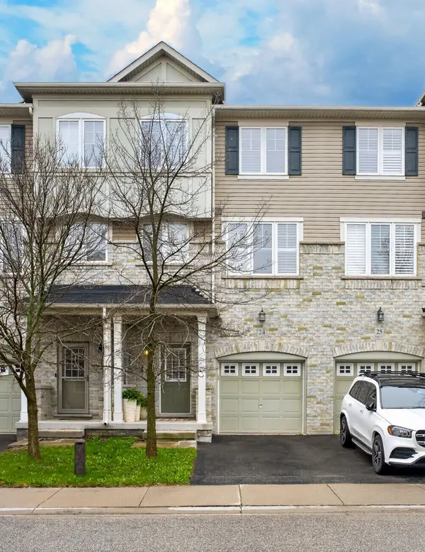 2006 Trawden WAY #24, Oakville, ON L6M 0M1