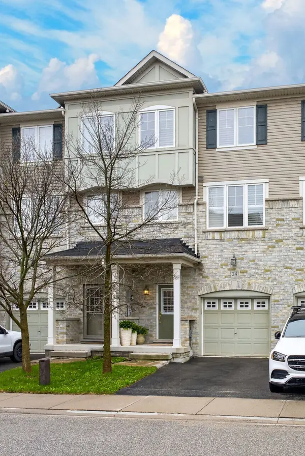 2006 Trawden WAY #24, Oakville, ON L6M 0M1