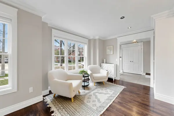 239 Westfield TRL, Oakville, ON L6H 6H8