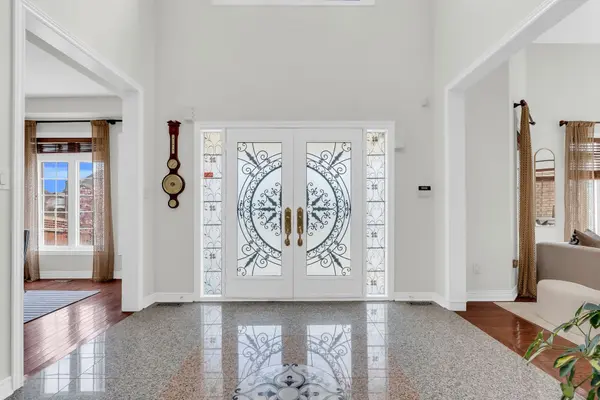 5499 Doctor Peddle CRES, Mississauga, ON L5M 0K7