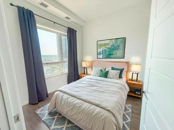 3265 Carding Mill TRL #517, Oakville, ON L6M 5P7