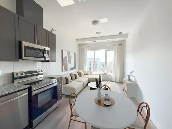 3265 Carding Mill TRL #517, Oakville, ON L6M 5P7