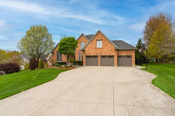 58 Northumberland RD, London North, ON N6H 5H5