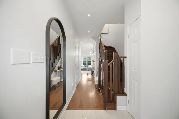 21 Madonna DR #26, Hamilton, ON L9B 0H1
