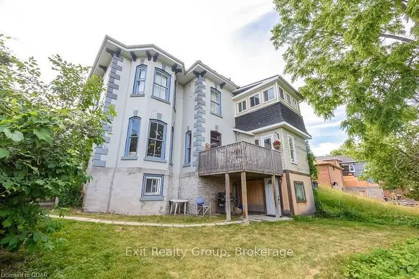 11 Isabel ST, Belleville, ON K8P 3N4