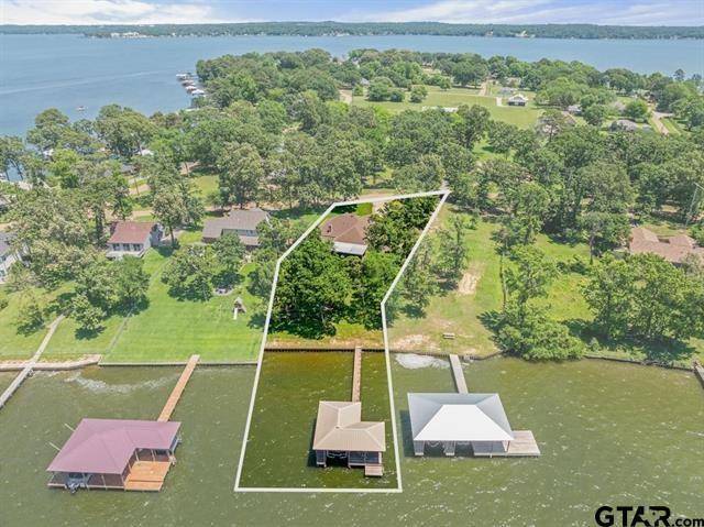 3522 S Island Drive, Chandler, TX 75758