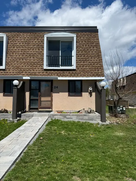 2 Paradise BLVD #24, Ramara, ON L0K 1B0