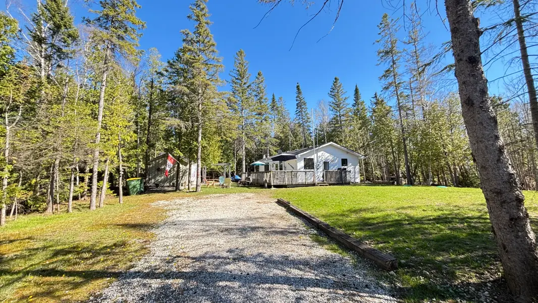 26 THOMPSON AVE, Native Leased Lands, ON N0H 2L0
