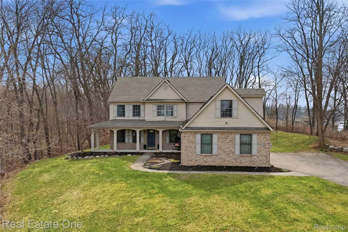 3181 Aspen Ridge CT, Genoa Township, MI 48843