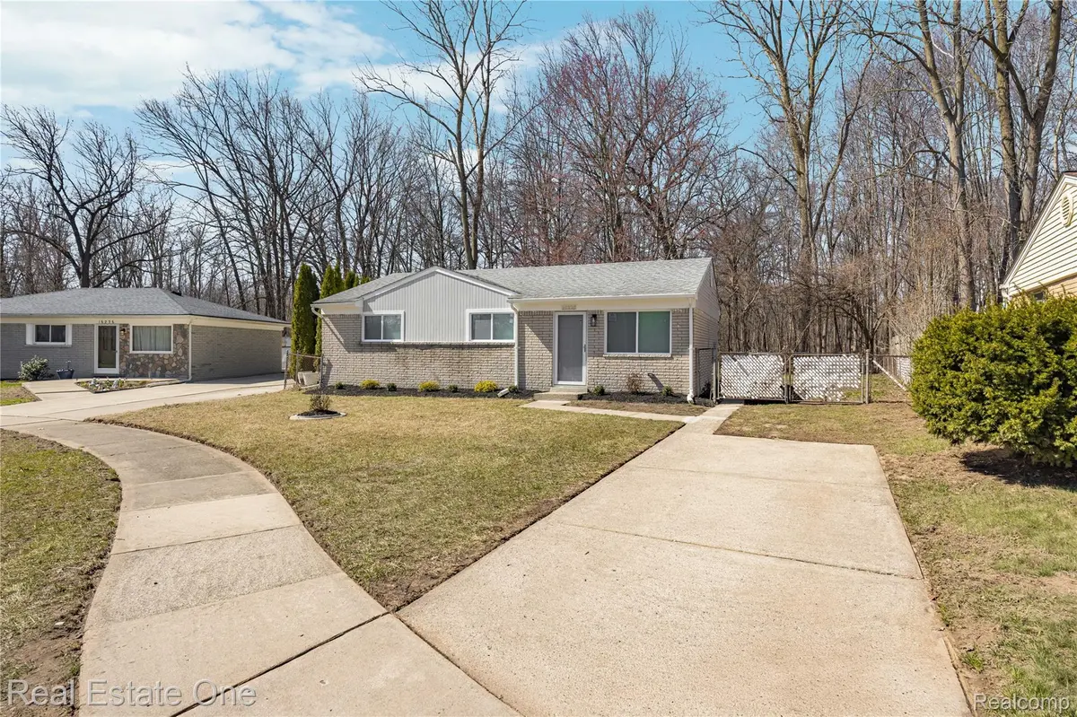 16226 Karin ST, Taylor, MI 48180