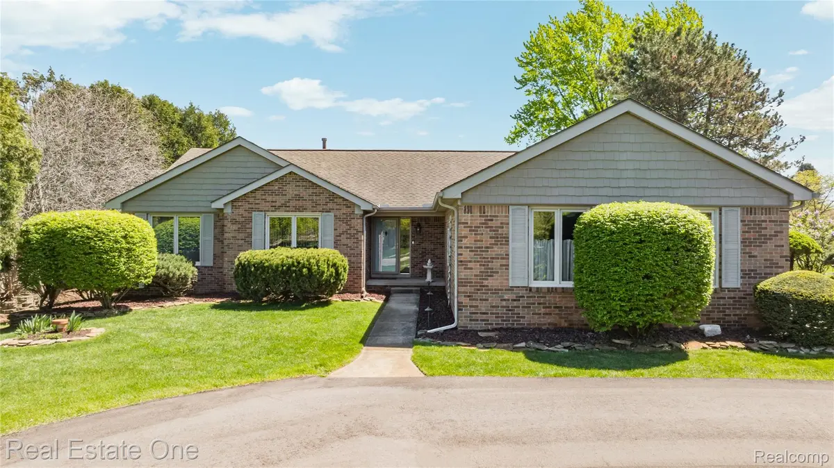 25550 Wixom RD, Novi, MI 48374