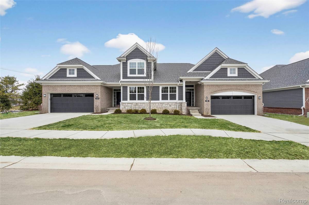 1518 Turner DR #9, Commerce Charter Township, MI 48390