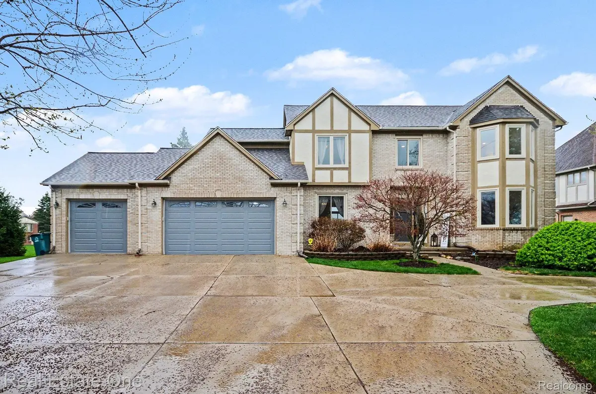 6544 John R RD, Troy, MI 48085