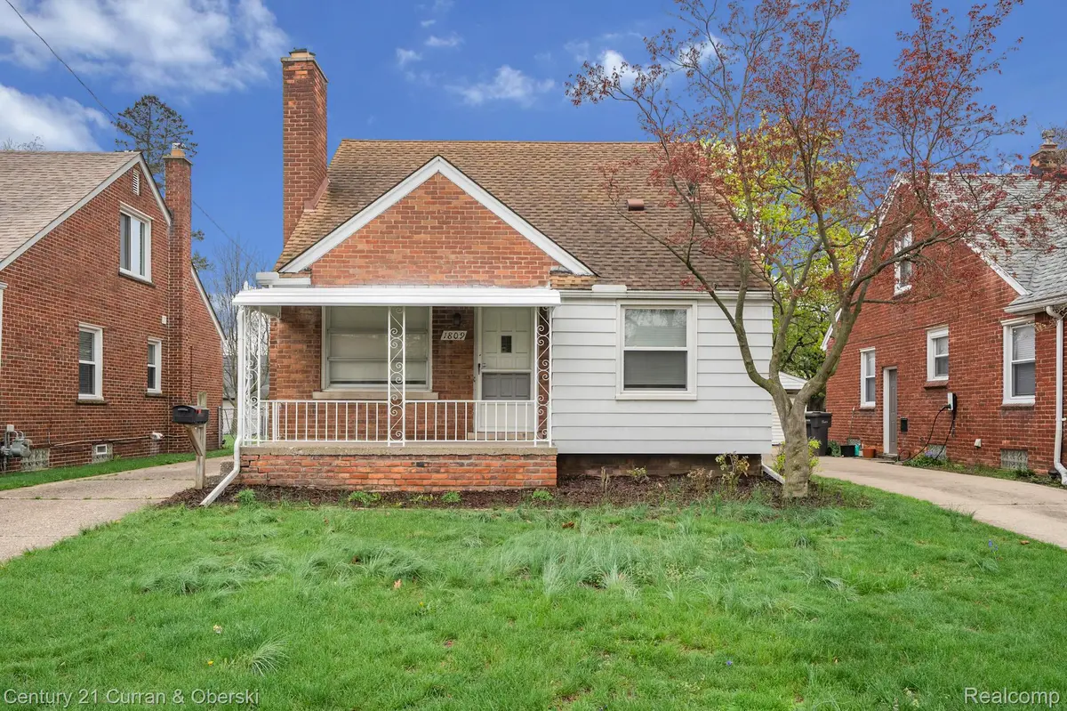 1809 Kingsbury AVE, Dearborn, MI 48128