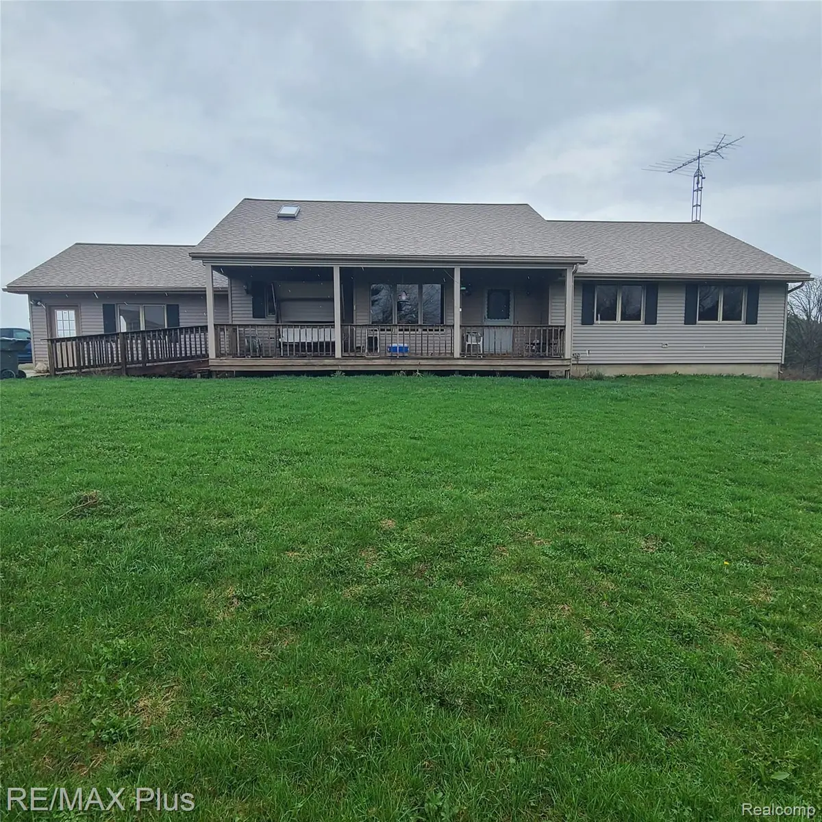 7931 Clear Lake RD, Burnside Township, MI 48416