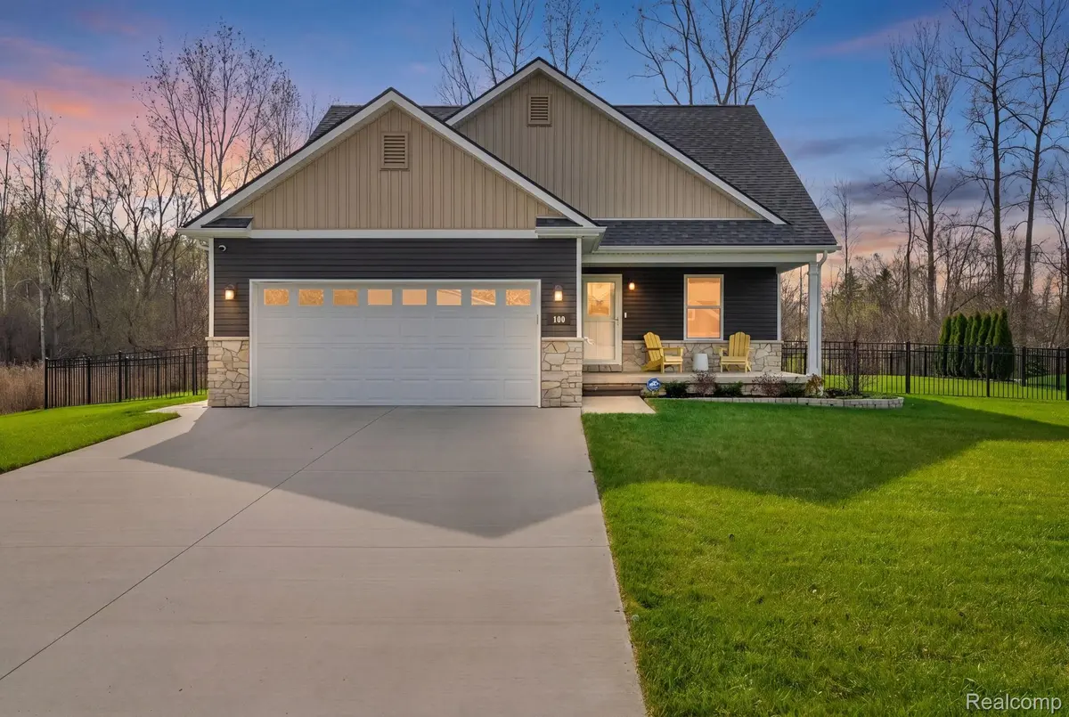 100 Capitol DR, Marysville, MI 48040