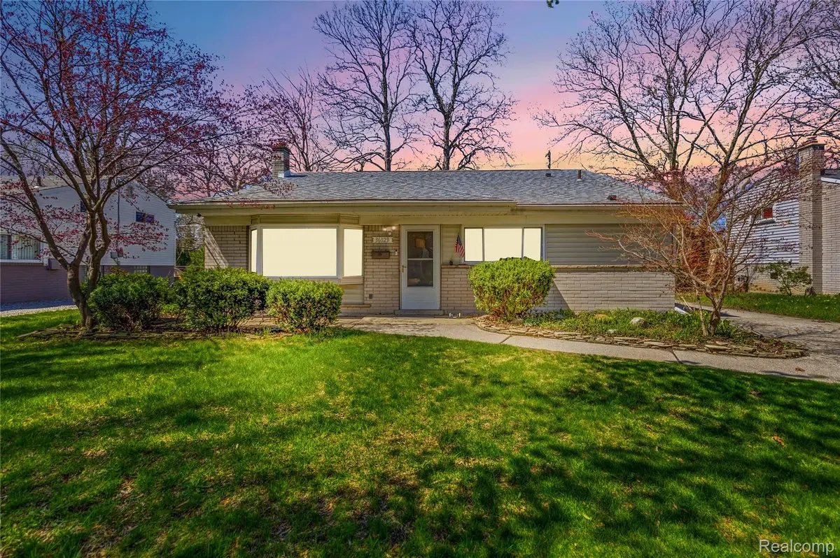 36023 Weideman ST, Clinton Charter Township, MI 48035