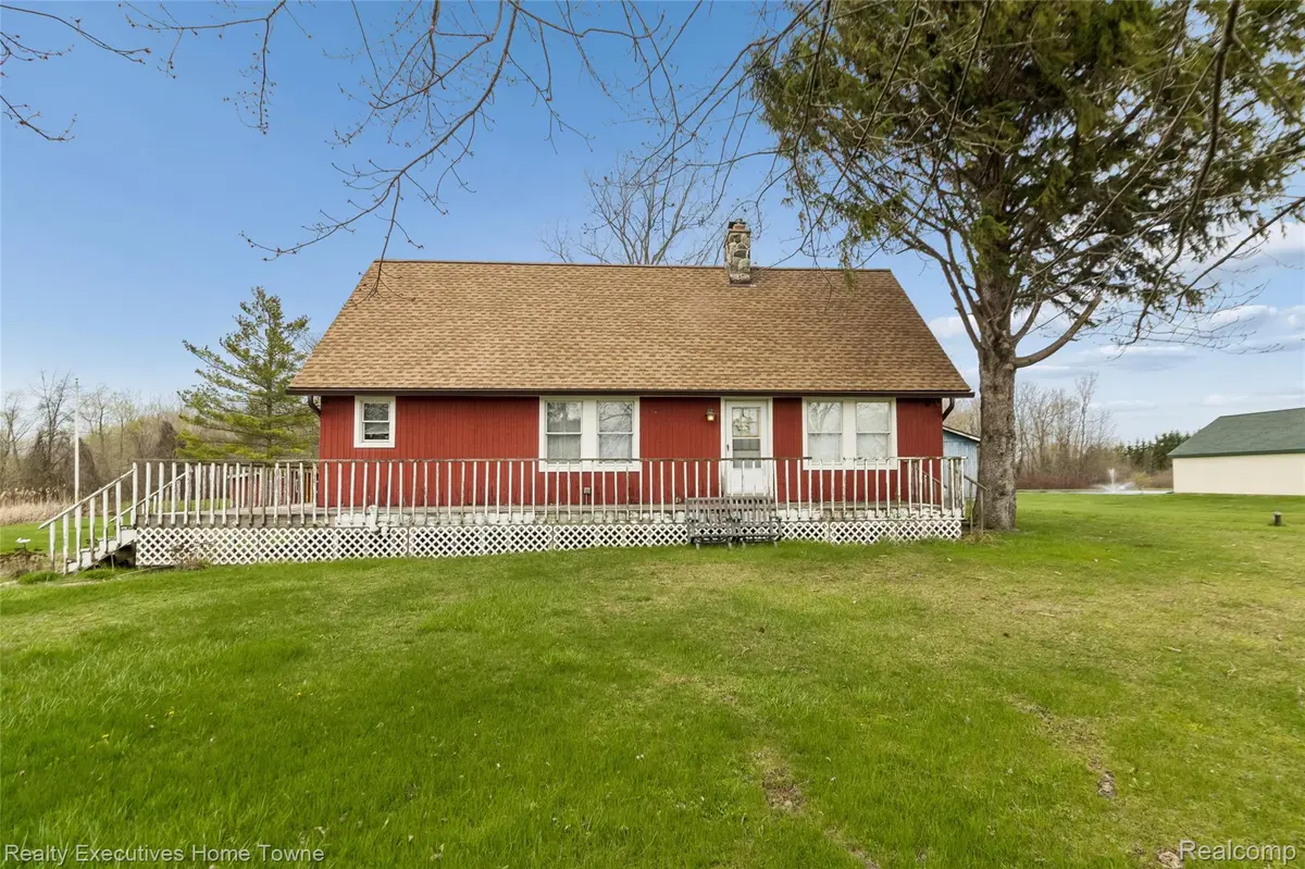 75095 Mackey RD, Richmond Township, MI 48062