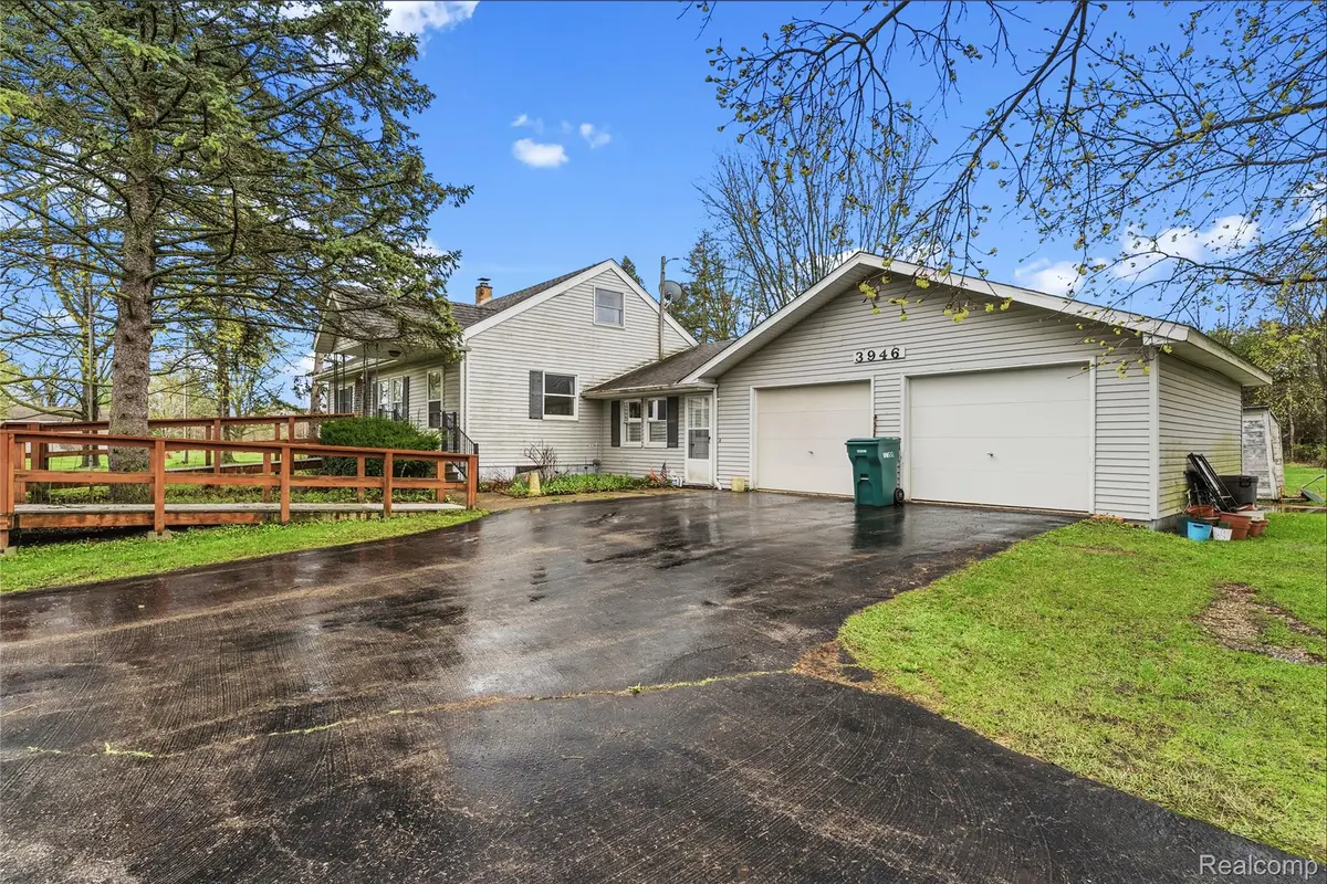 3946 Brown RD, Vernon Village, MI 48429
