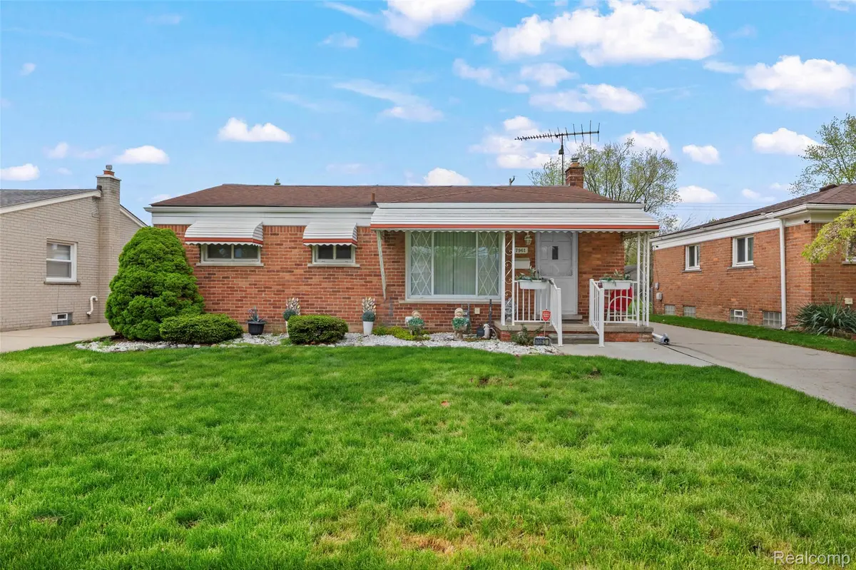 7961 Lincoln ST, Taylor, MI 48180