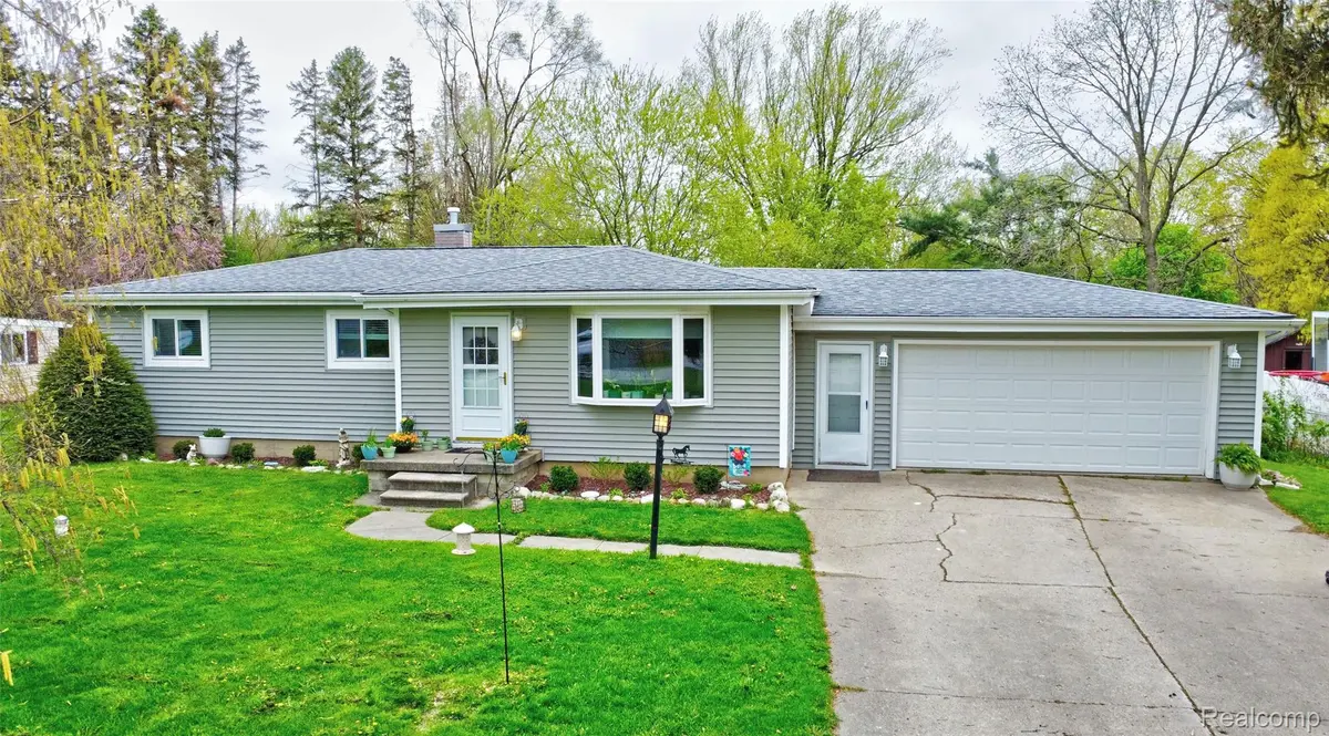 6437 Oriole DR, Genesee Charter Township, MI 48506
