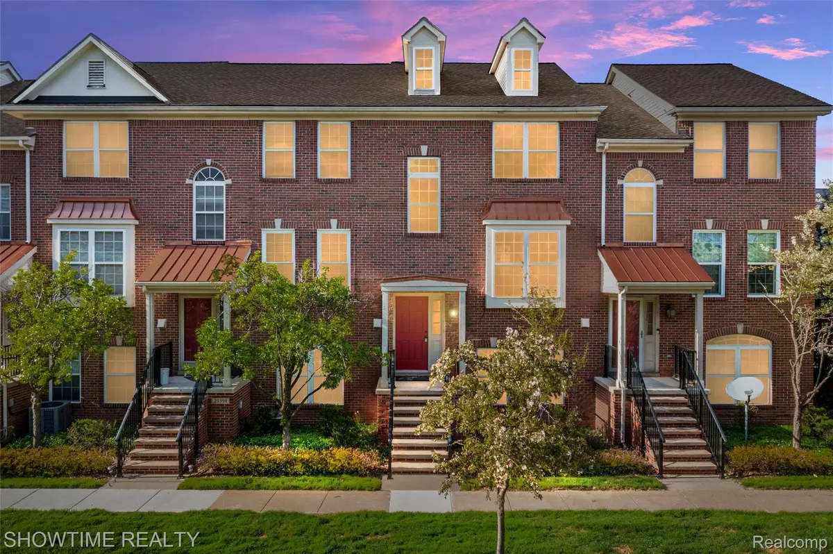 25394 Saint James, Southfield, MI 48075