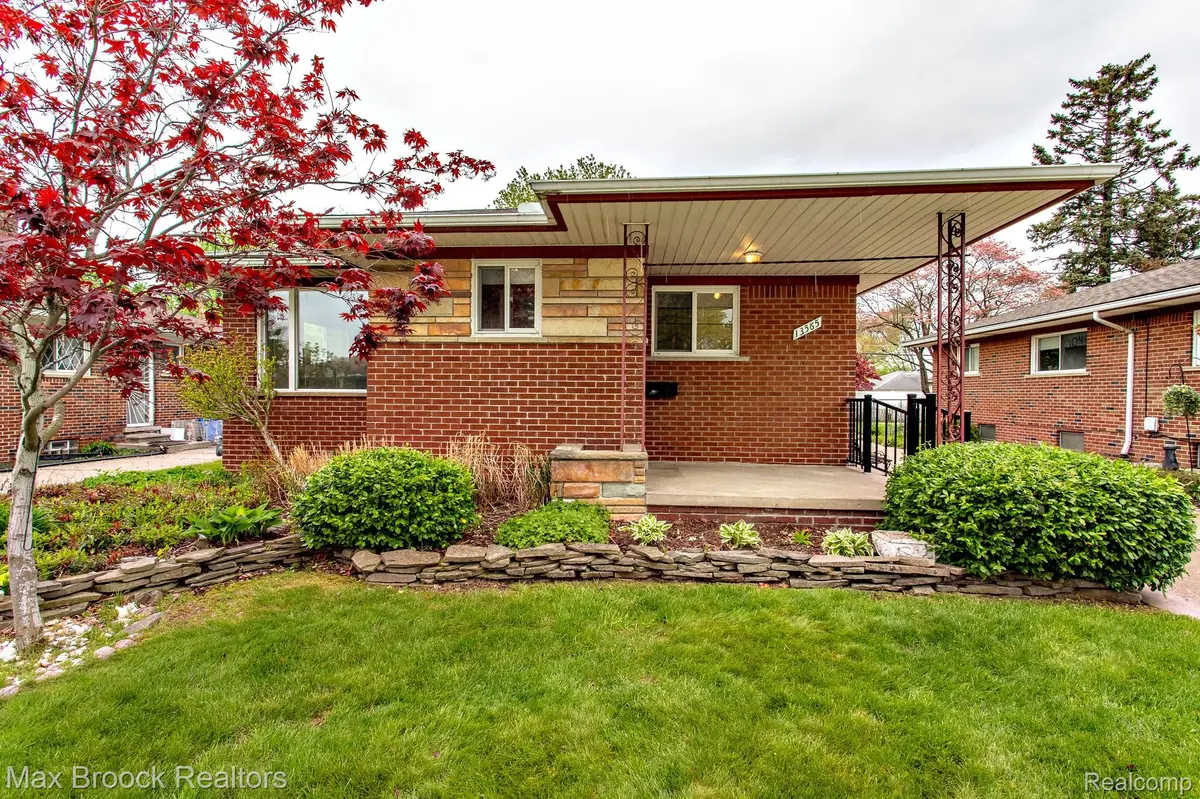 13565 Dixie, Redford Charter Township, MI 48239