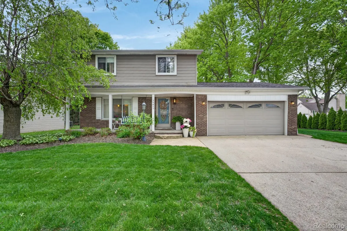 39815 Scottsdale DR, Canton Charter Township, MI 48188