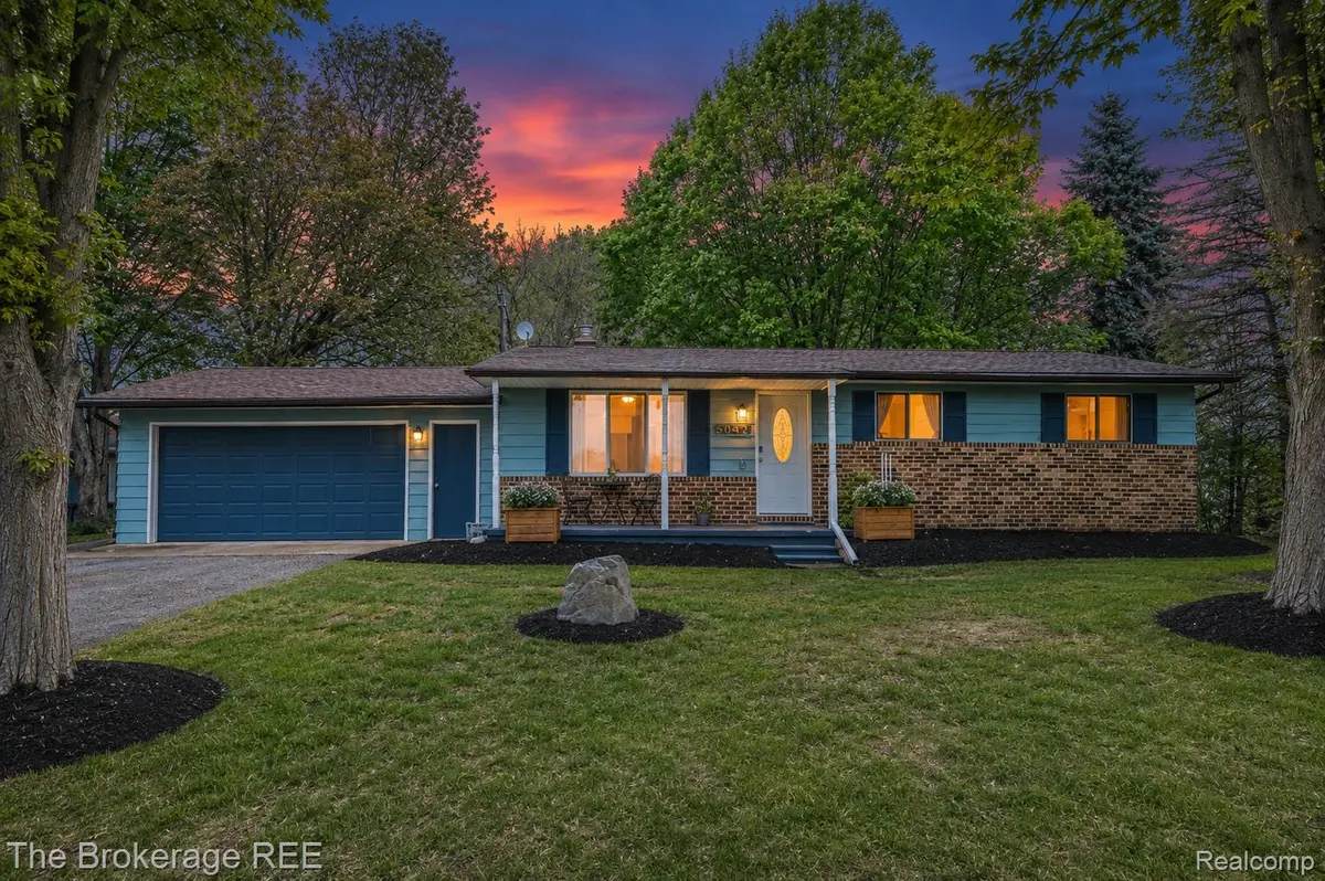5042 Cook RD, Mundy Township, MI 48473