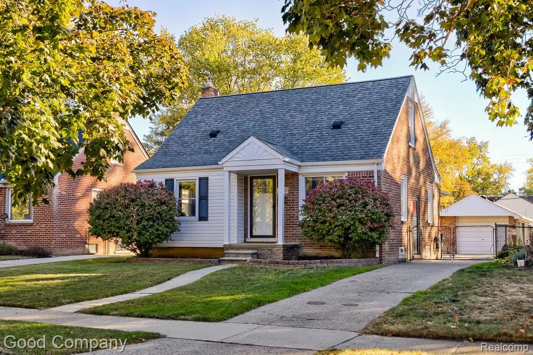3210 N Connecticut AVE, Royal Oak, MI 48073