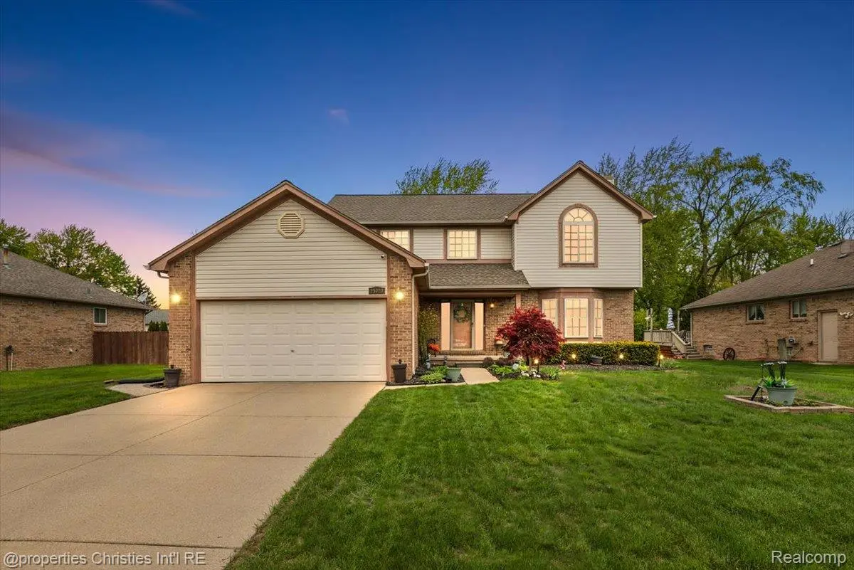 25787 Kristel CT, Chesterfield Township, MI 48051