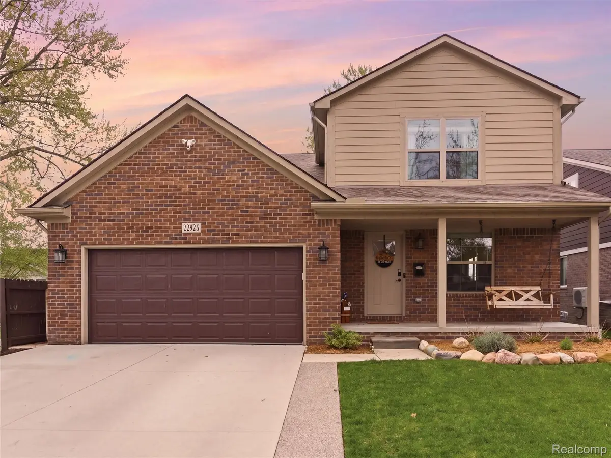 22828 Garfield ST, St. Clair Shores, MI 48082