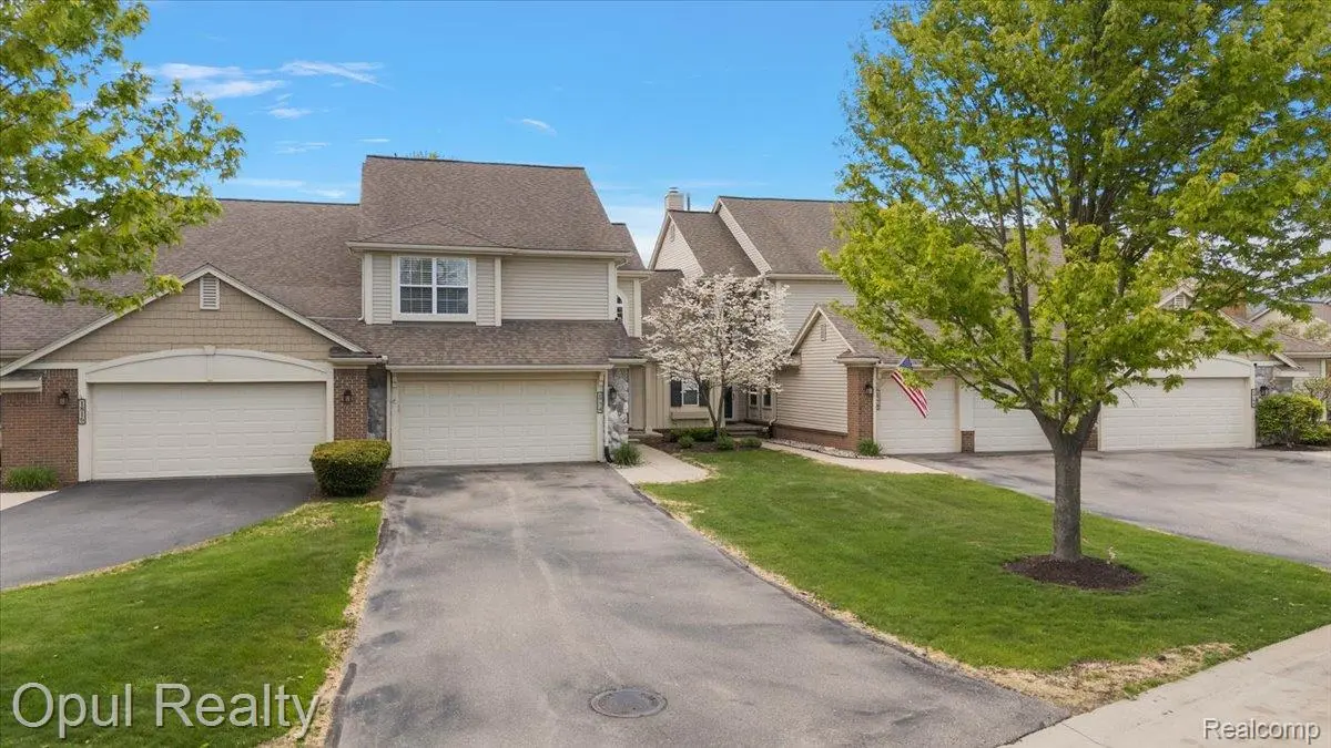1774 Thistle DR, Canton Charter Township, MI 48188