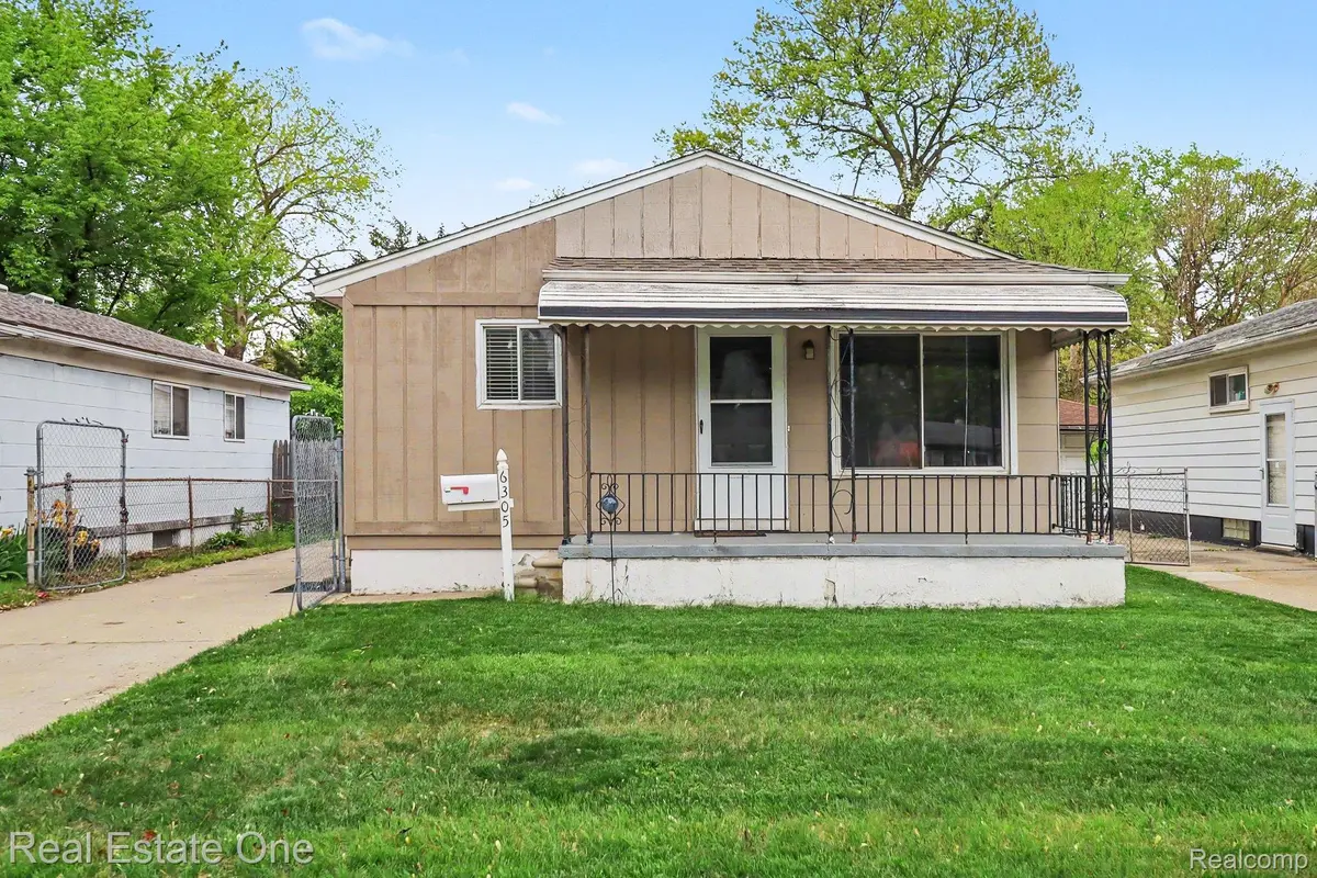 6305 Beech Daly RD, Taylor, MI 48180