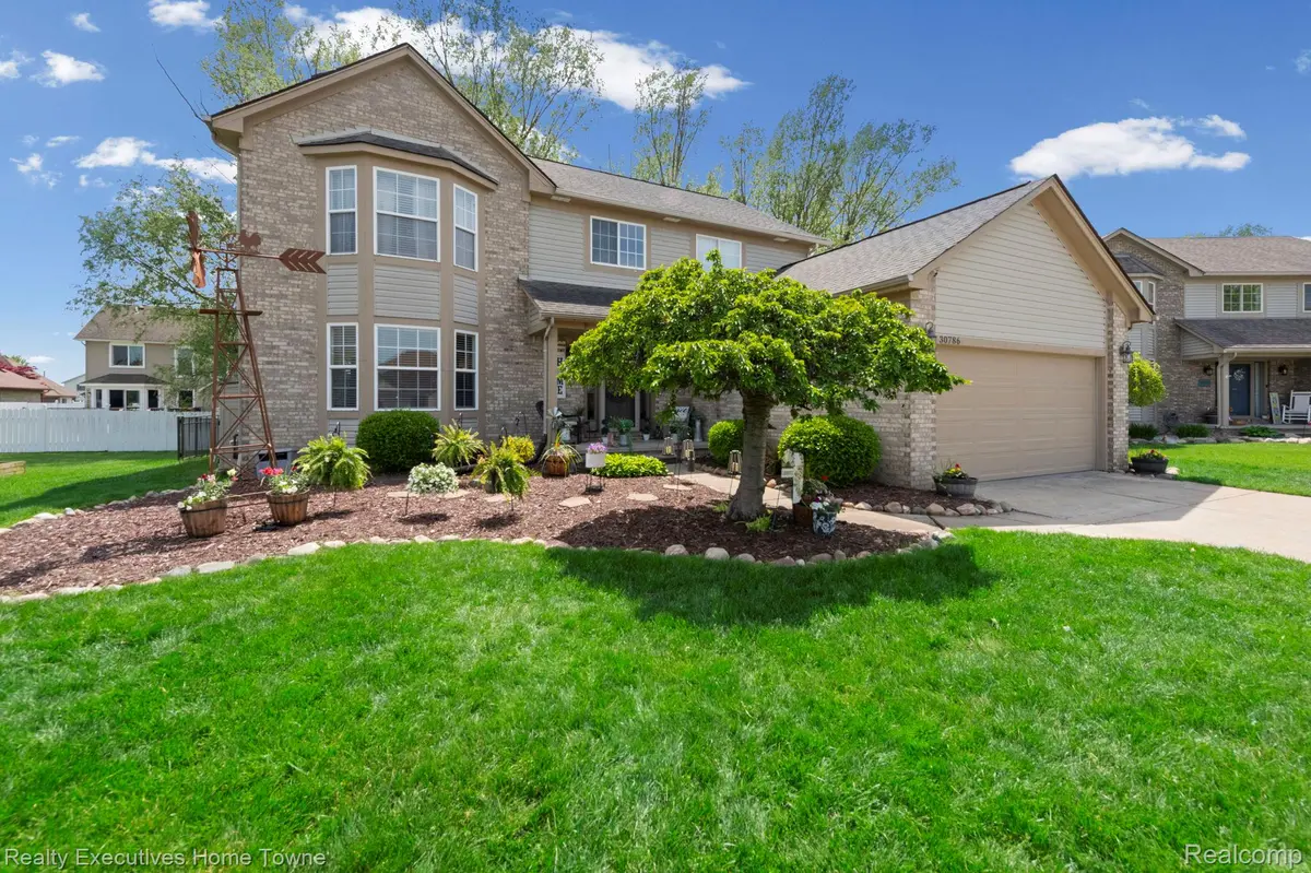 30786 Bramble CT, Chesterfield Township, MI 48051
